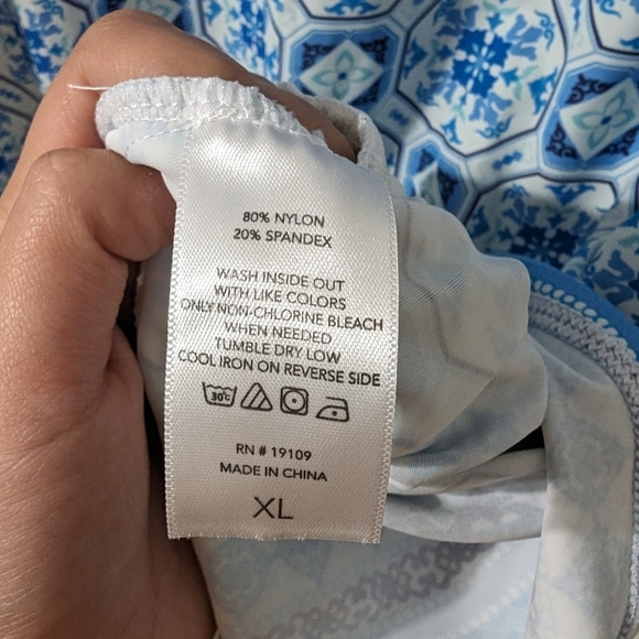 Aqua Et Sol Blue & White Hooded Patterned Top - Picture 4 of 4